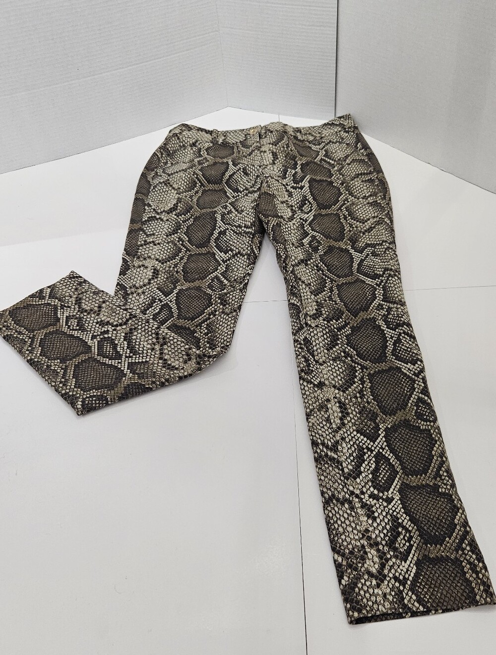 Michael Kors Snakeskin Print Slim Cropped Pants Size 2